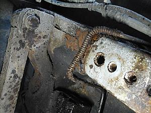 Brake Pipes (MOT Time).-jounce-5.jpg