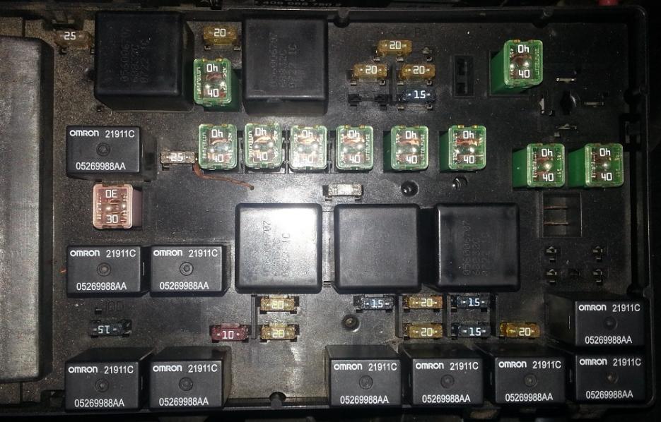 Searching fuse/relay box for DCHA.. - Chrysler Forum ... 2005 chrysler crossfire fuse box 