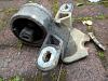 2001 2.5 CRD engine mount-100_5955.jpg