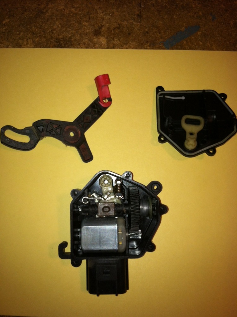 Name:  photo3-1.jpg
Views: 219
Size:  139.2 KB